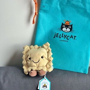 (SOLD) Jellycat Amuseables Ravioli